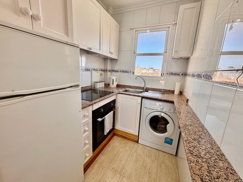 House in Playa Flamenca - Image 4