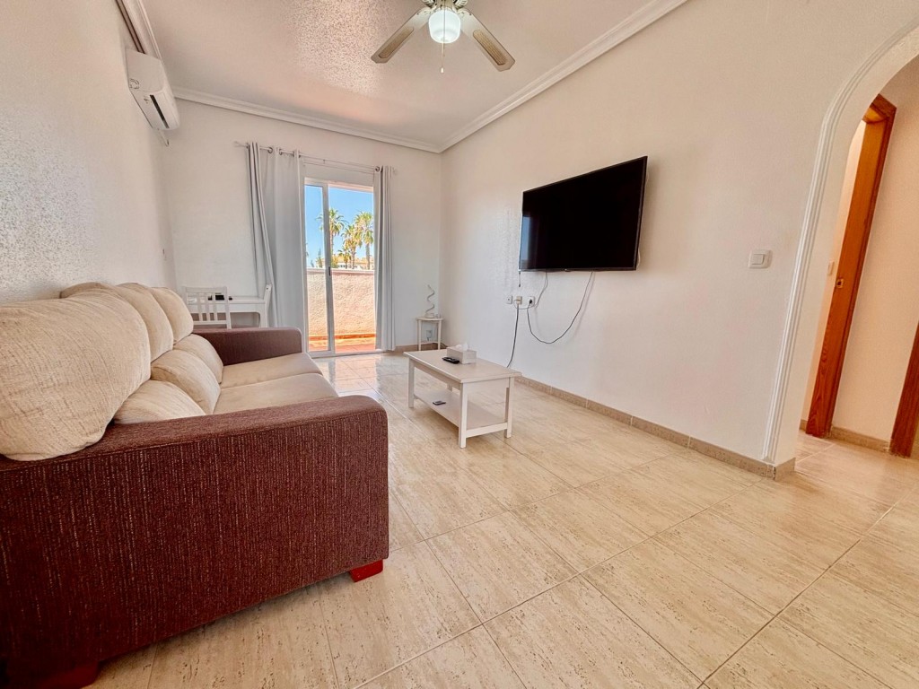 House in Playa Flamenca - Image 3