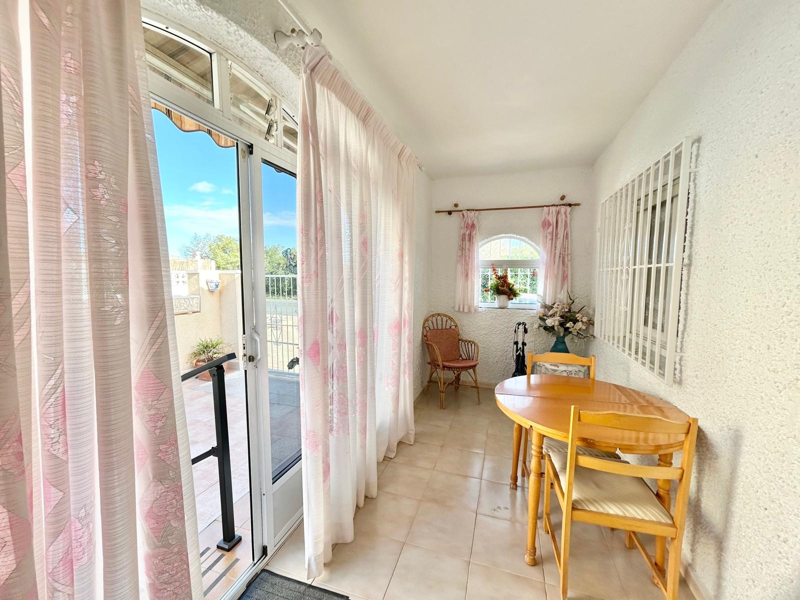 House in El Chaparral - Image 3