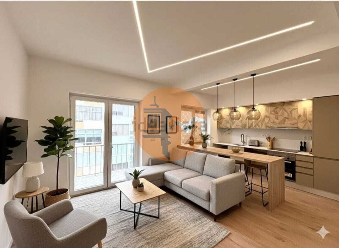 Apartment in Almada - Image 2