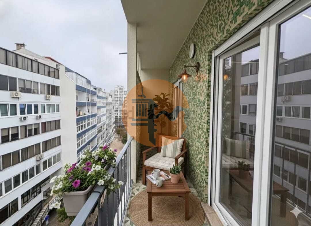 Apartment in Almada - Image 5