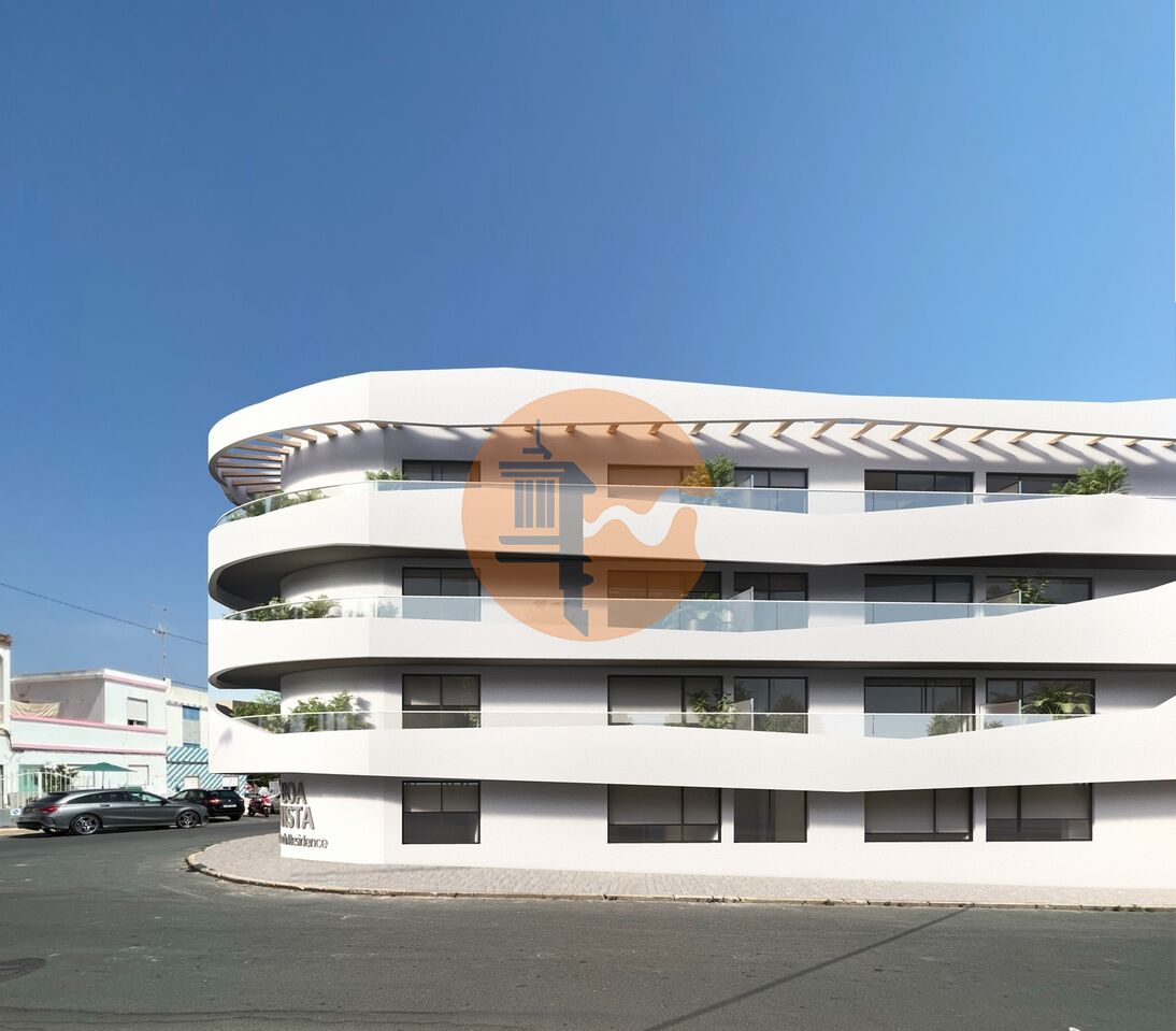 Apartment in Monte Gordo - Image 2