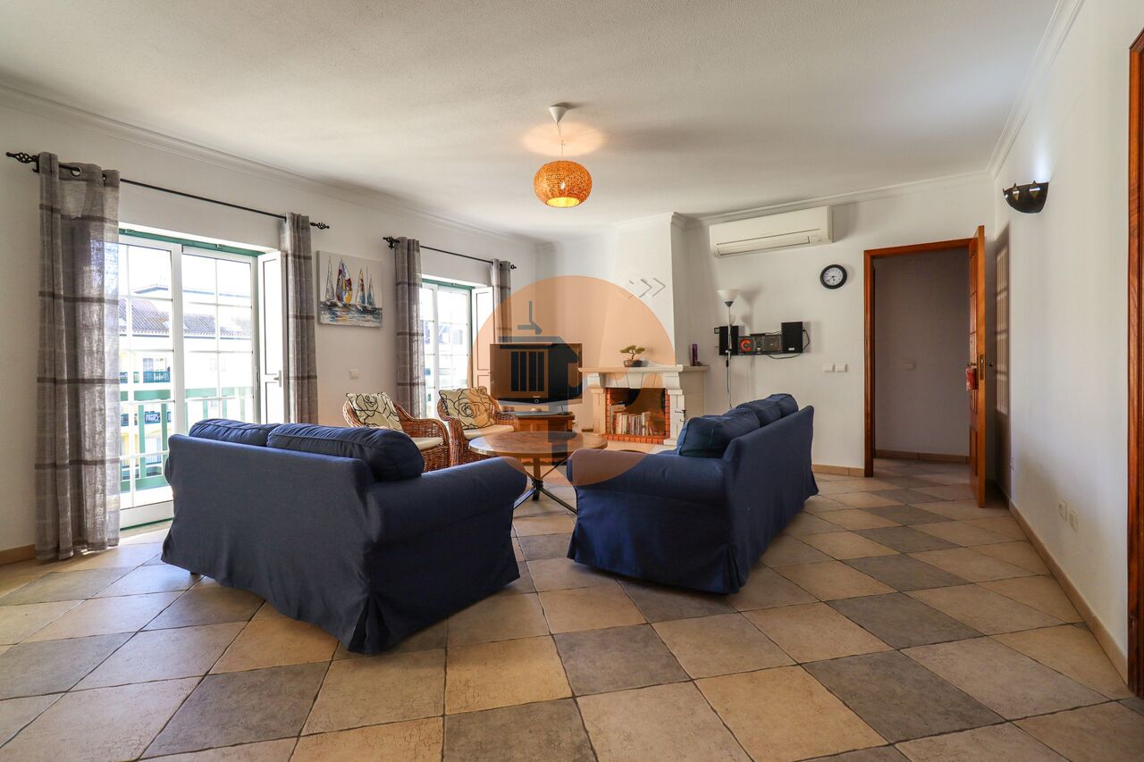 Apartment in Monte Gordo - Image 3