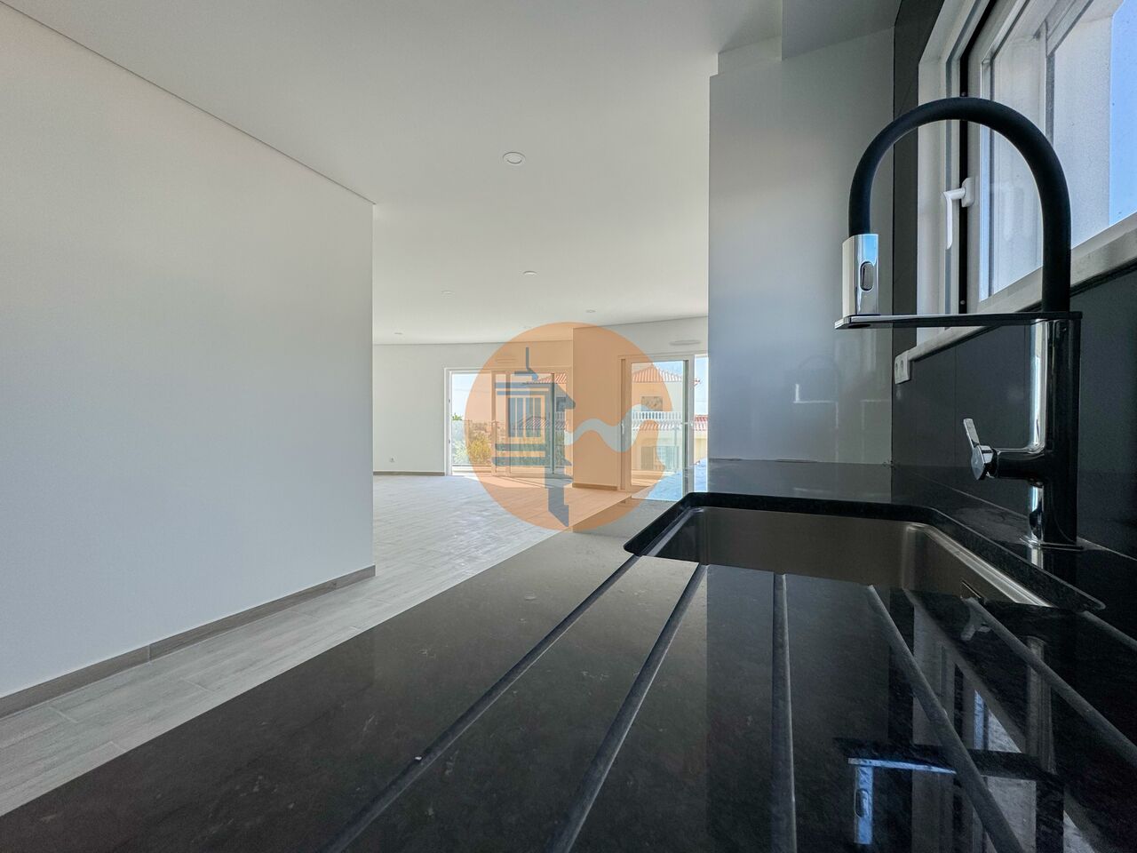 Apartment in Castro Marim - Image 4