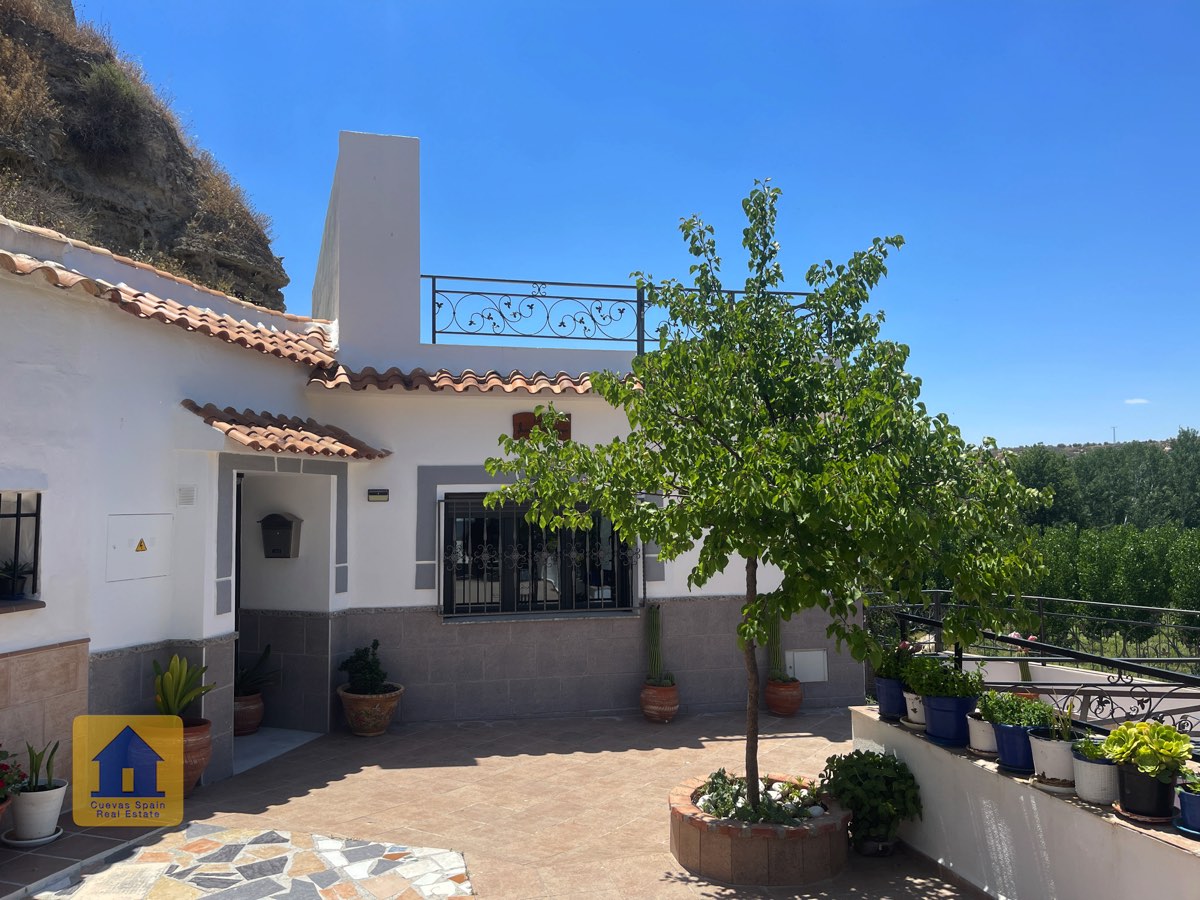 House in Castillejar - Image 2