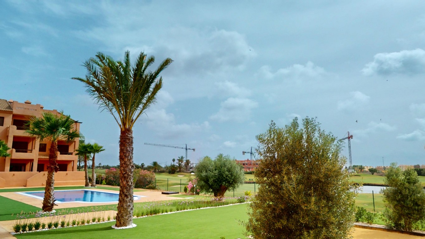 Apartment in Los Alcazares - Image 2