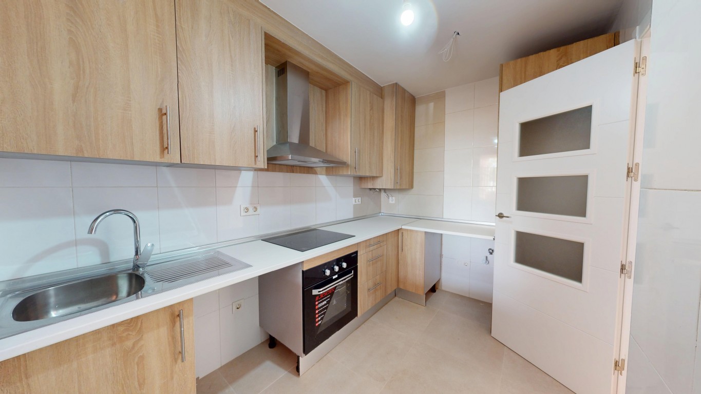 Apartment in Los Alcazares - Image 4