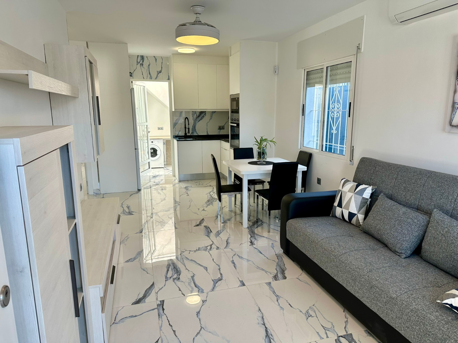 House in El Chaparral - Image 2