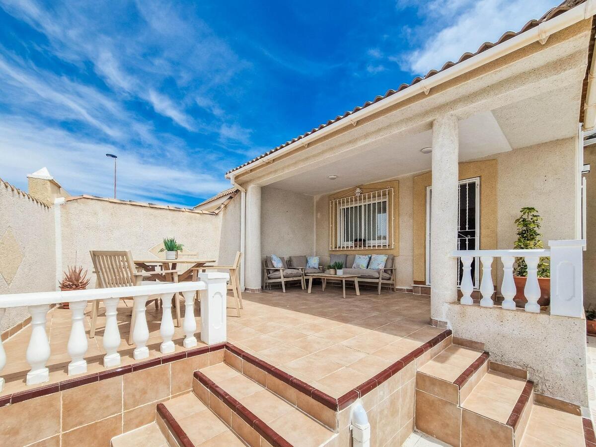 House in Torrevieja - view 1