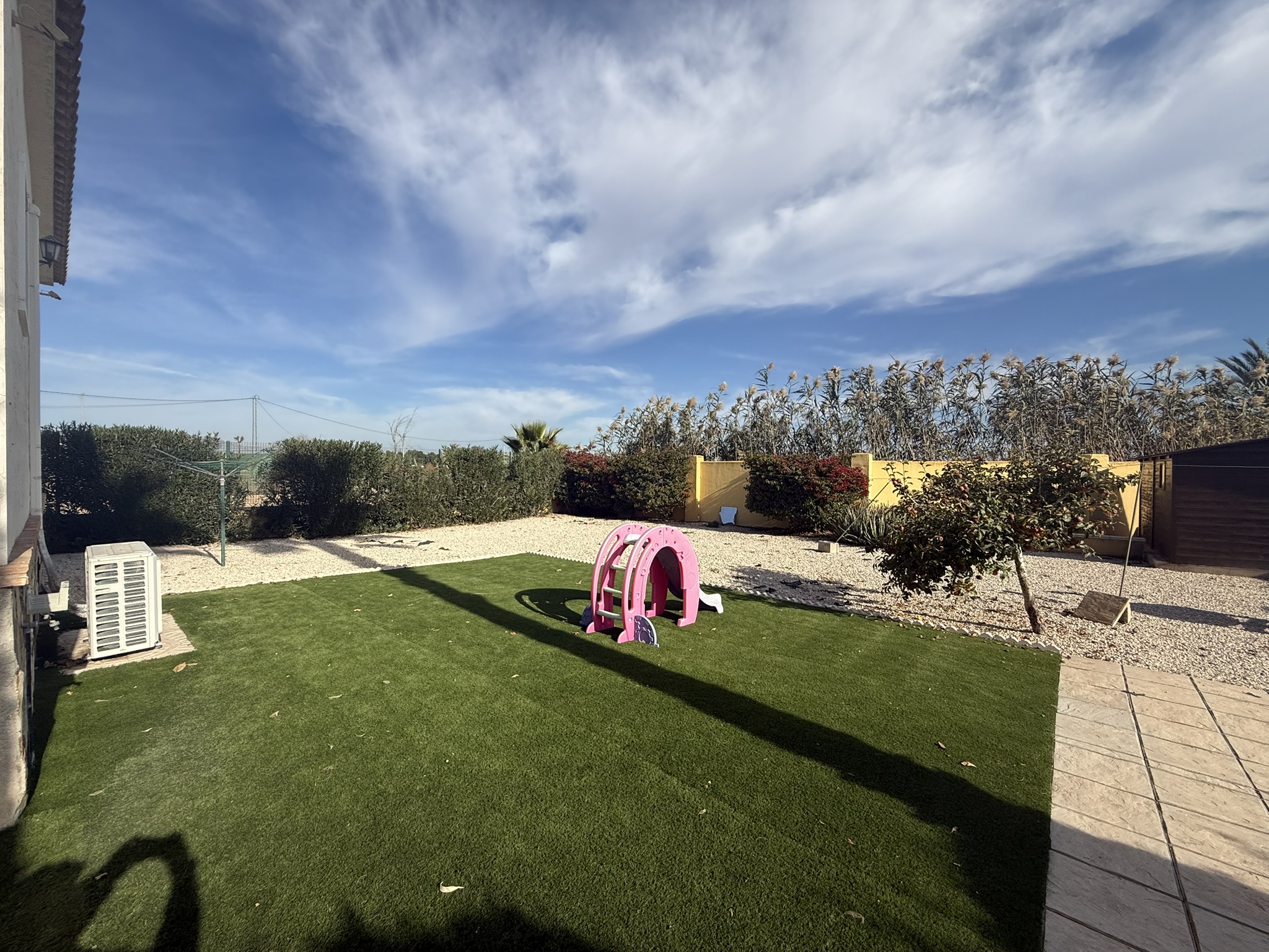 Villa en venta en Catral