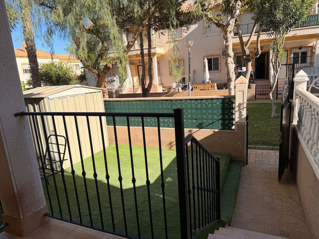 Apartment in Villamartin - Image 3