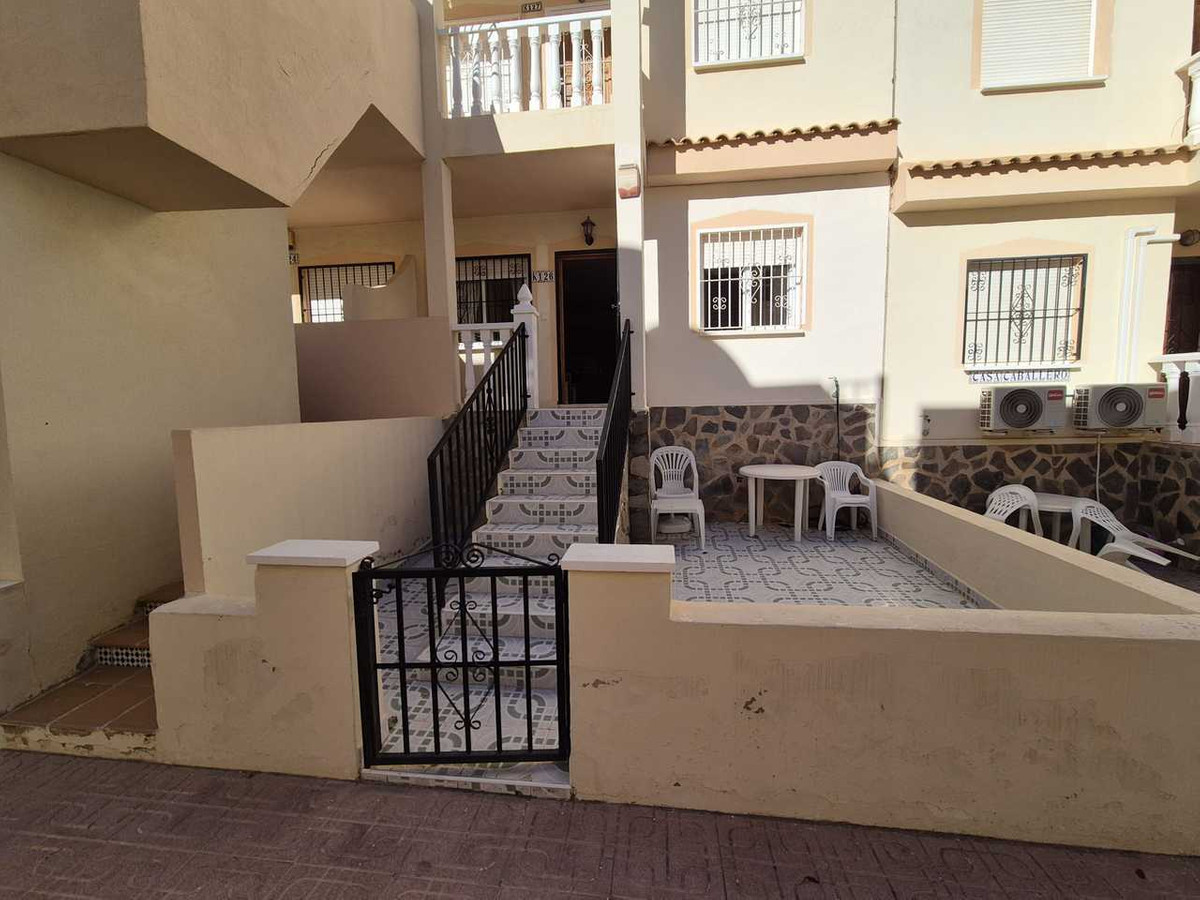 Apartment in La Zenia - view 1