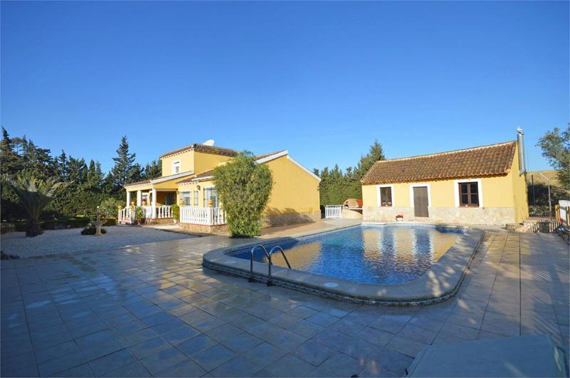 Villa in Sucina - view 1