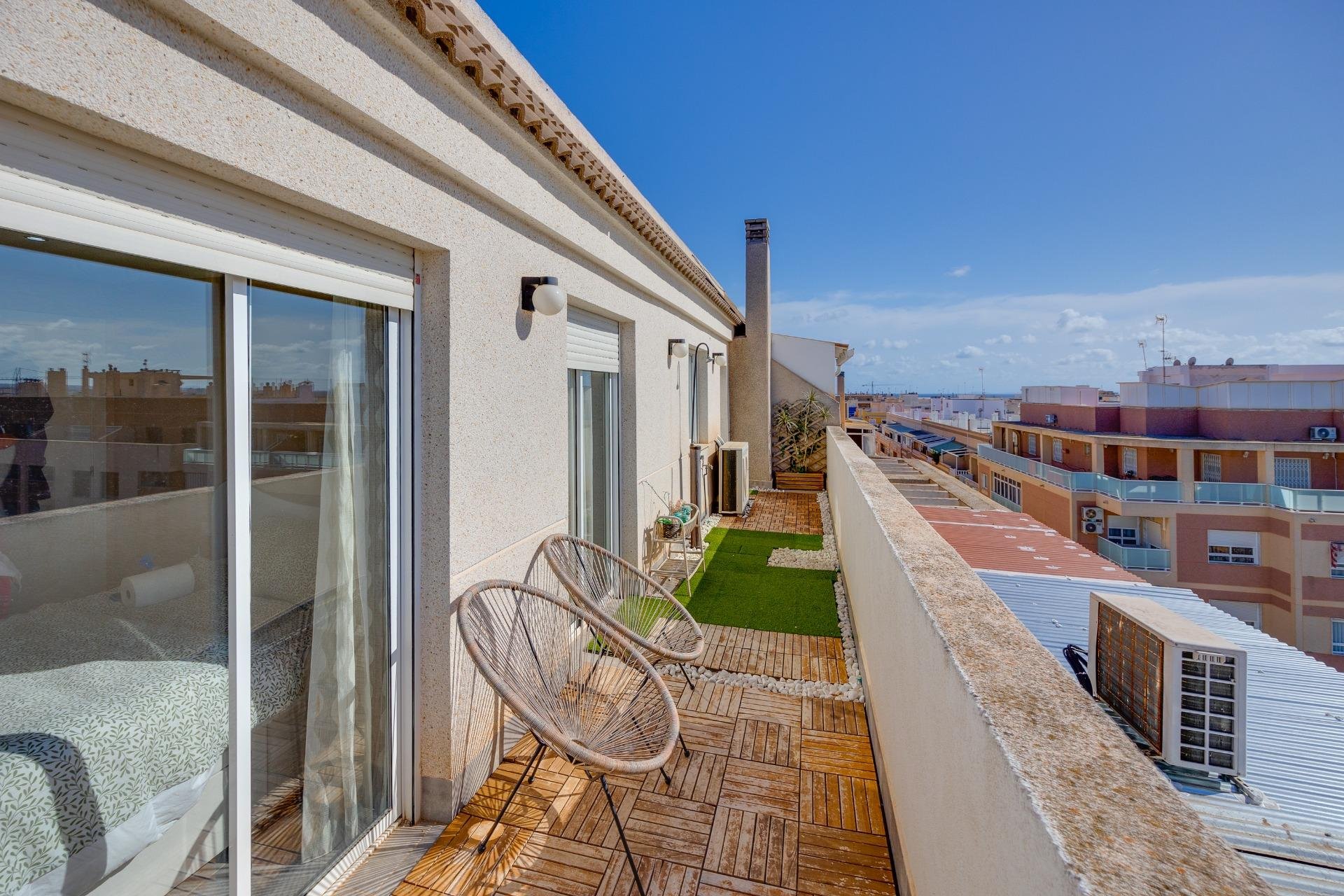Penthouse in Torrevieja - view 1