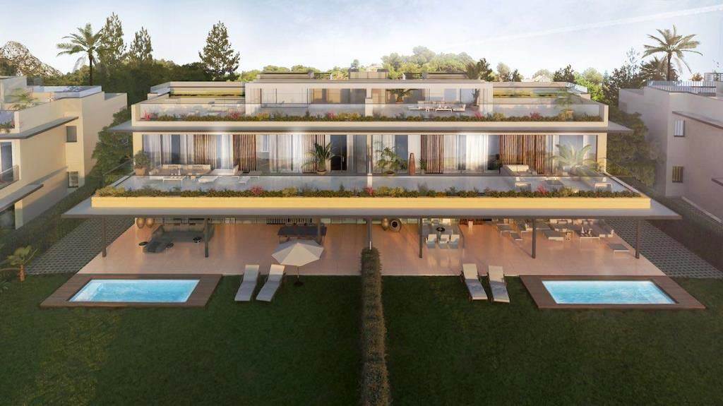 Villa in Marbella - view 1