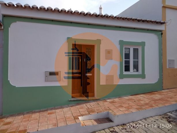 Villa in Castro Marim - view 1