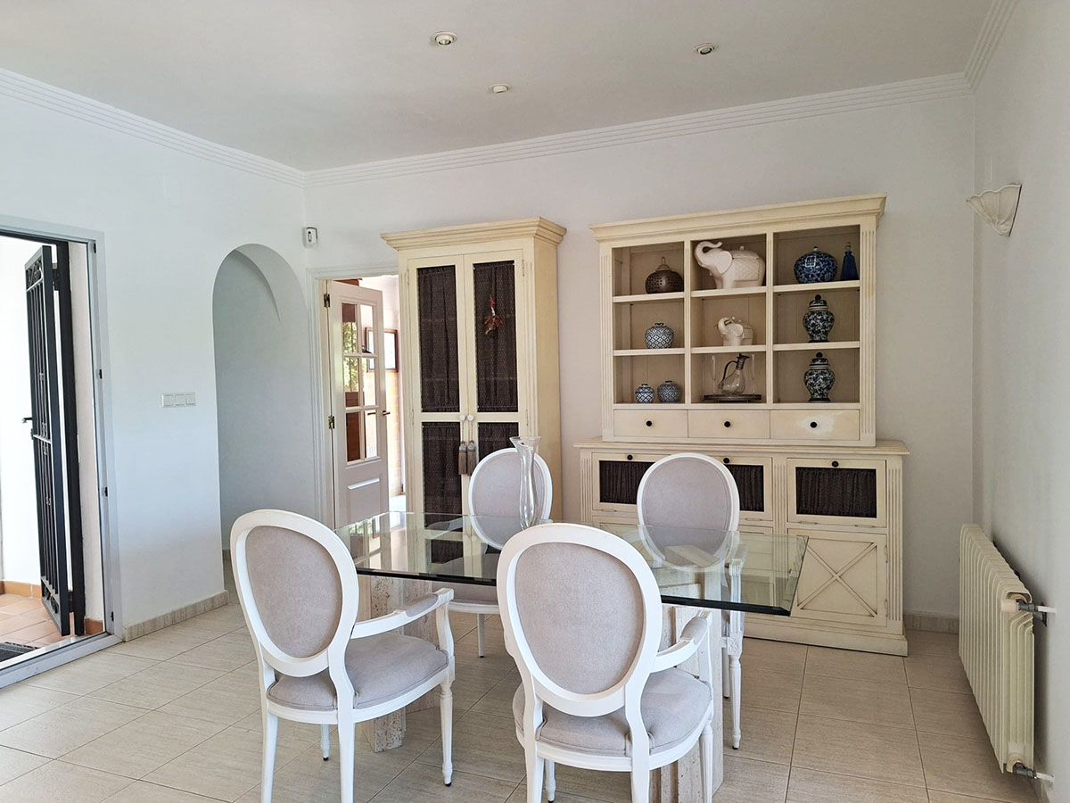 Villa for sale in Denia