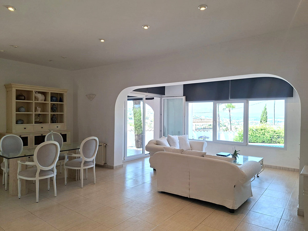 Villa for sale in Denia