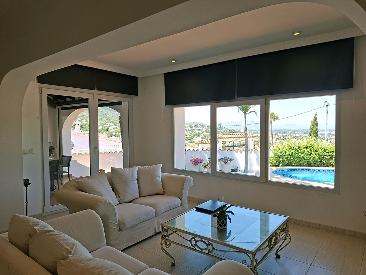 Villa for sale in Denia