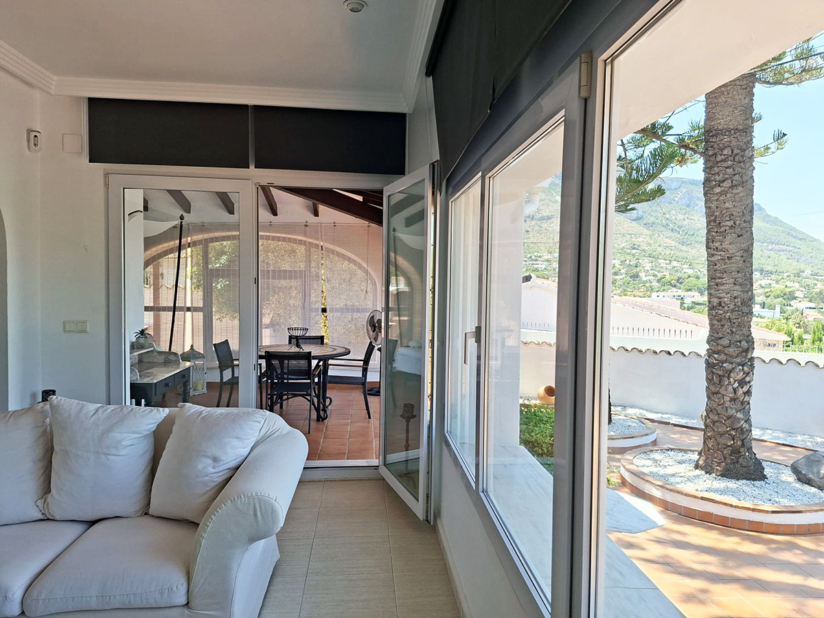 Villa for sale in Denia