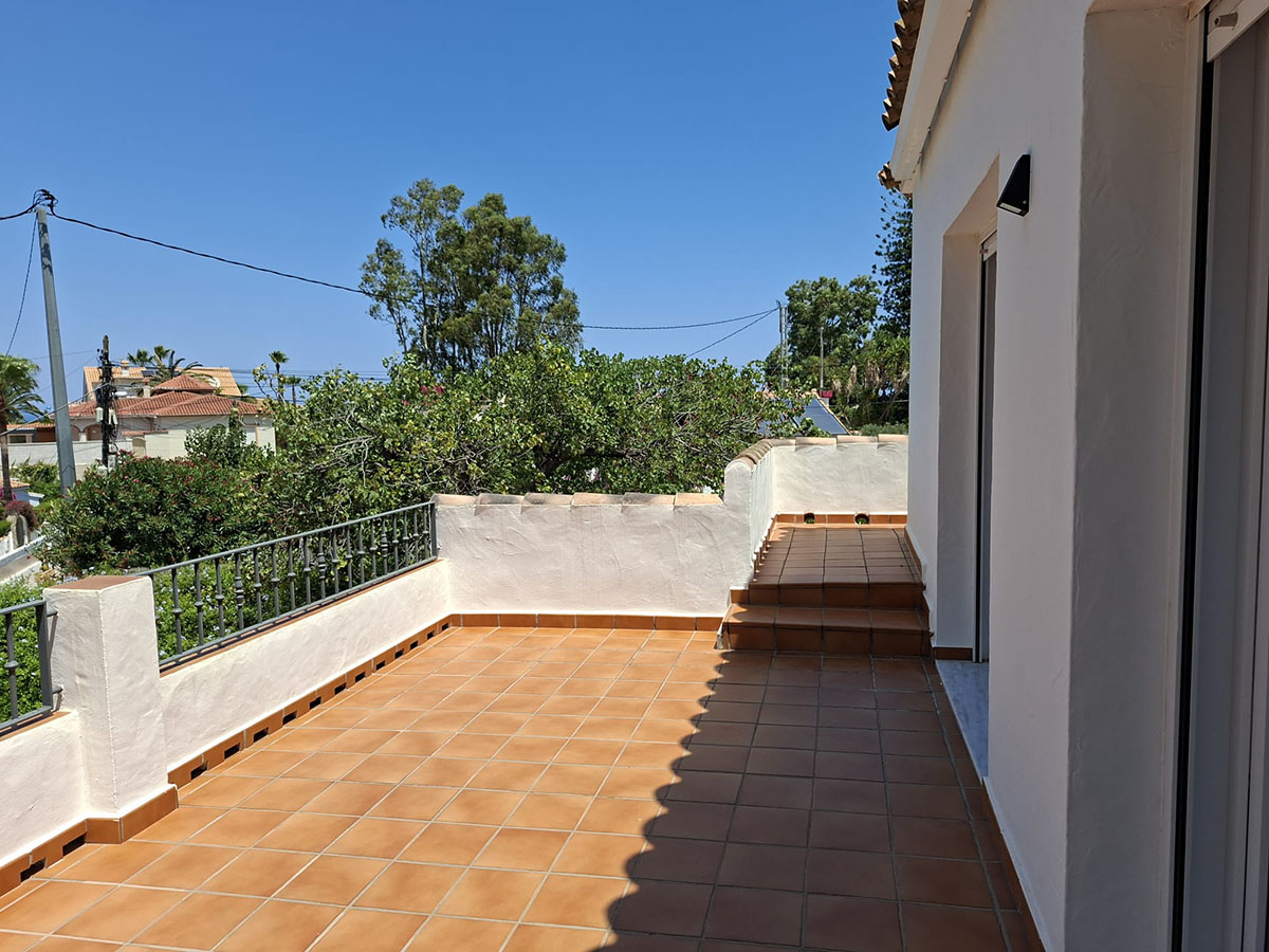 Villa for sale in Denia