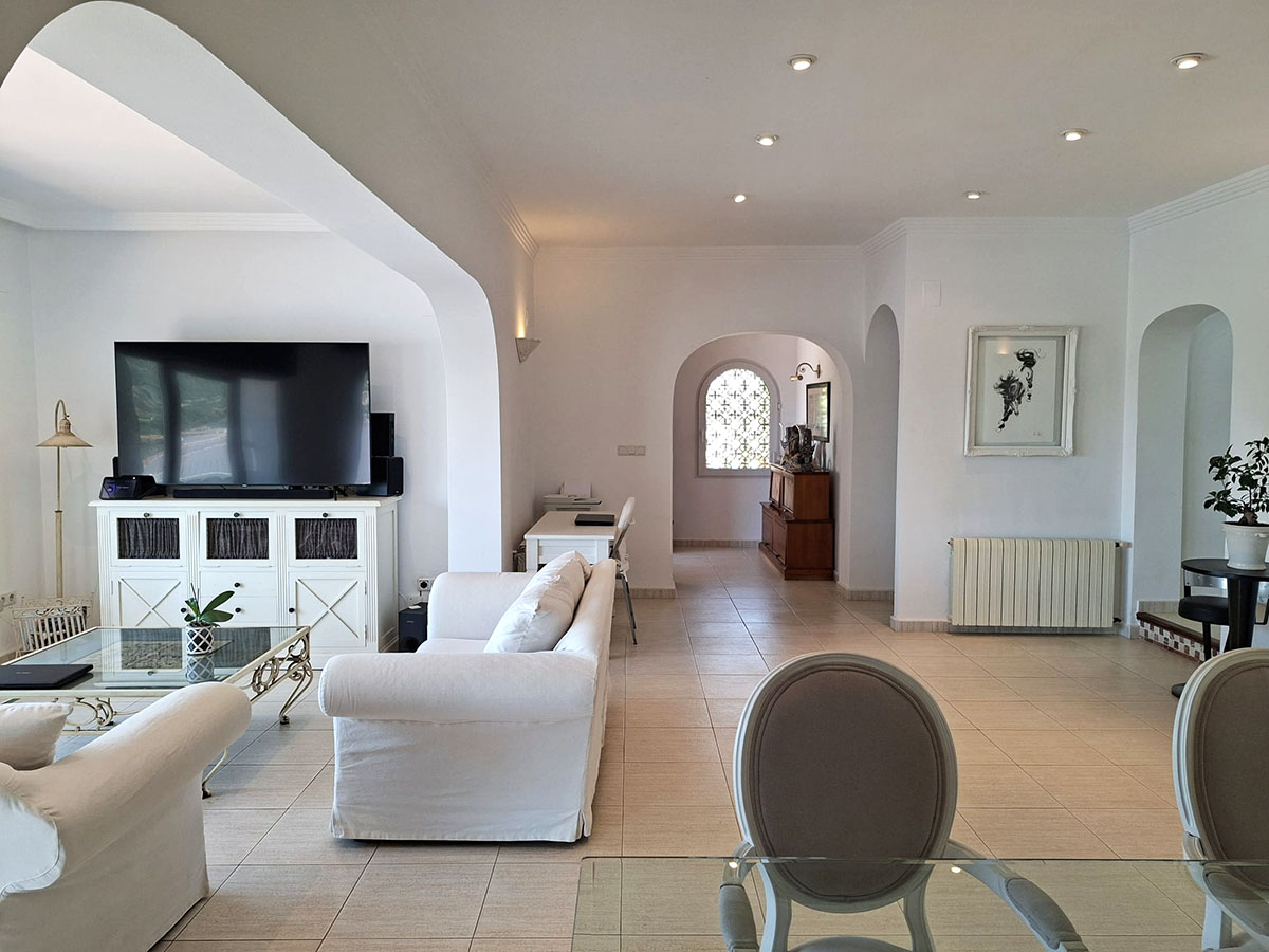 Villa for sale in Denia