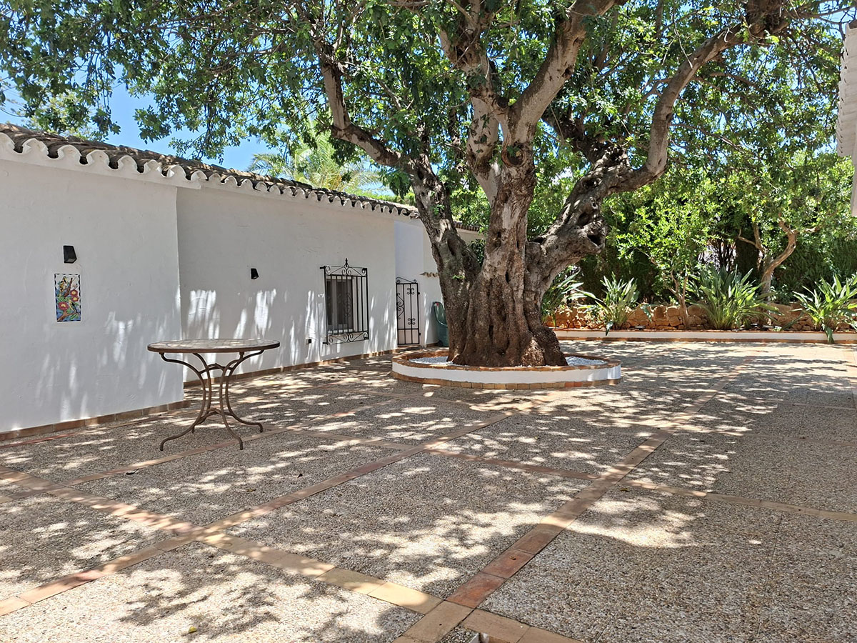 Villa for sale in Denia