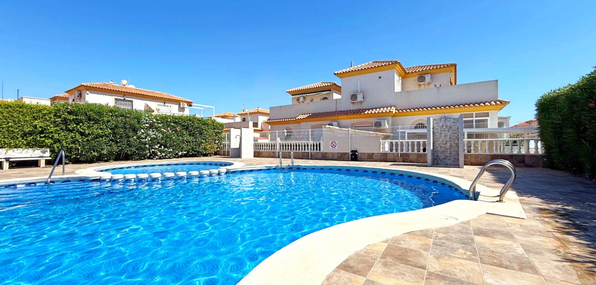 House in Playa Flamenca - view 1
