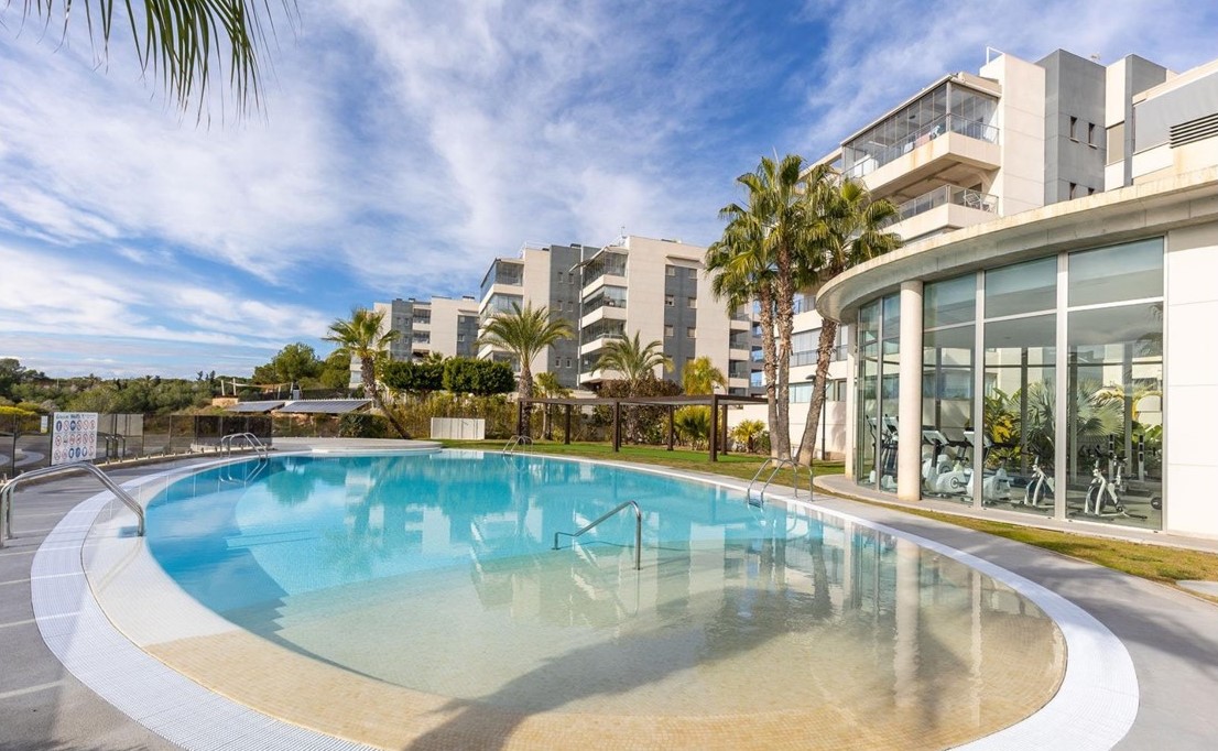 Apartment in Los Dolses - Image 2