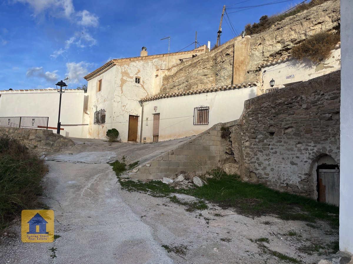 House in Galera - Image 4