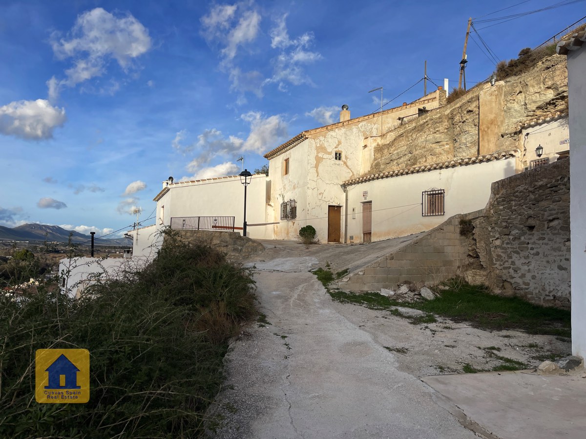 House in Galera - Image 3