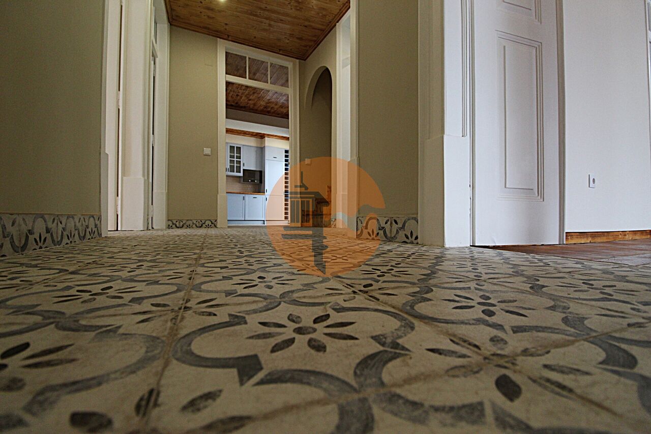 Apartment in Sao Bras de Alportel - view 1