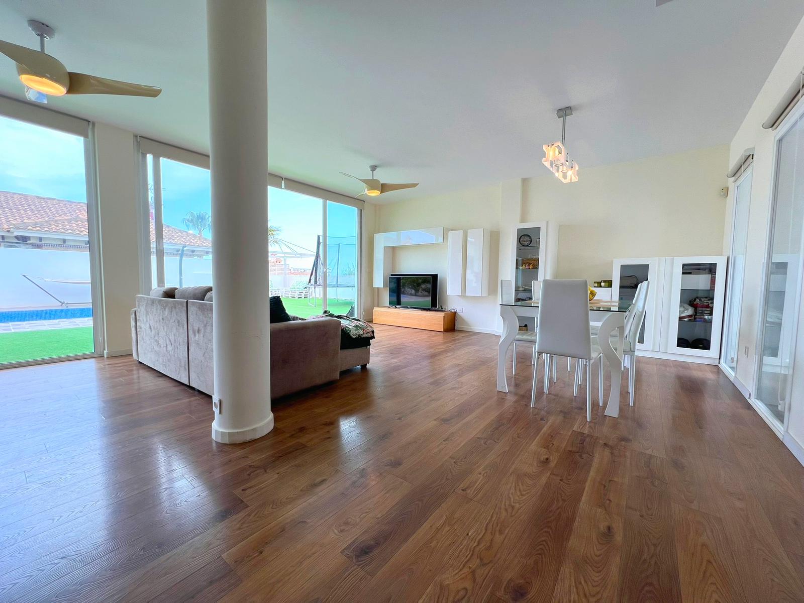 Villa in San Fulgencio - Image 3