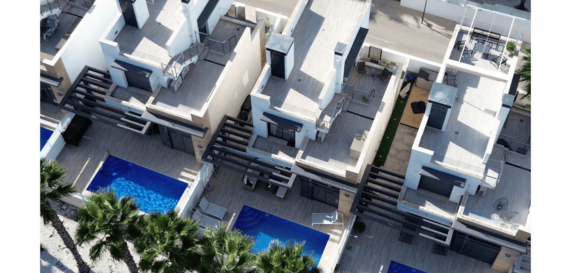 Villa in Cabo Roig - Image 2