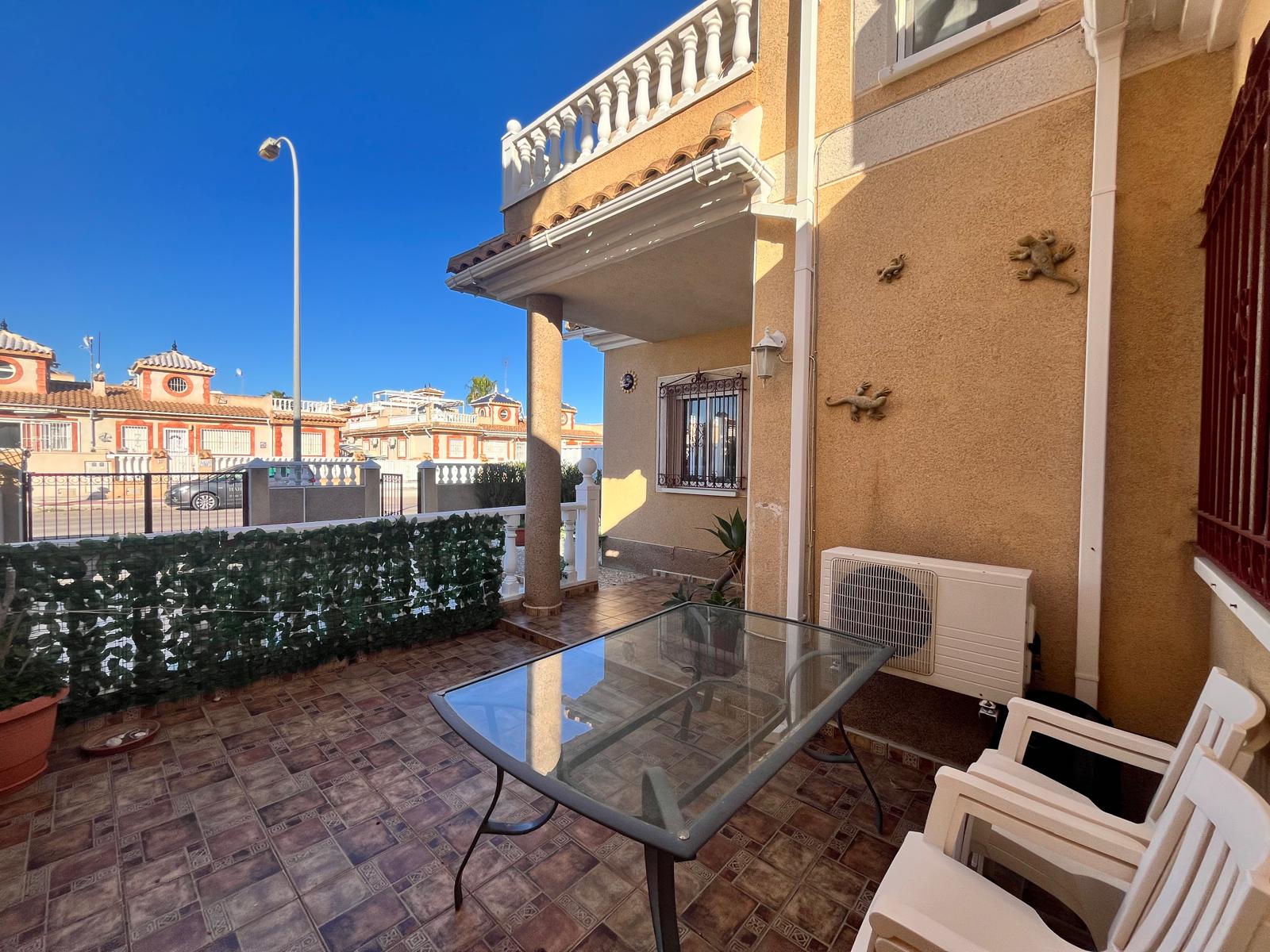 Villa en venta en Playa Flamenca