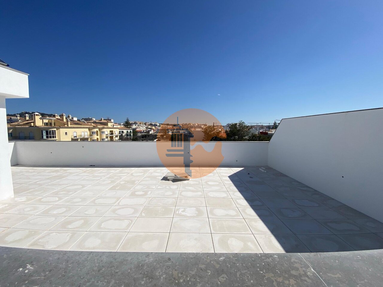 Apartment in Loule - Image 3