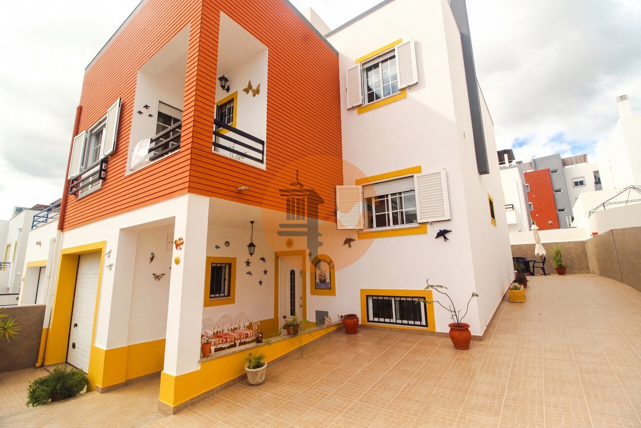 Villa in Tavira - Image 2