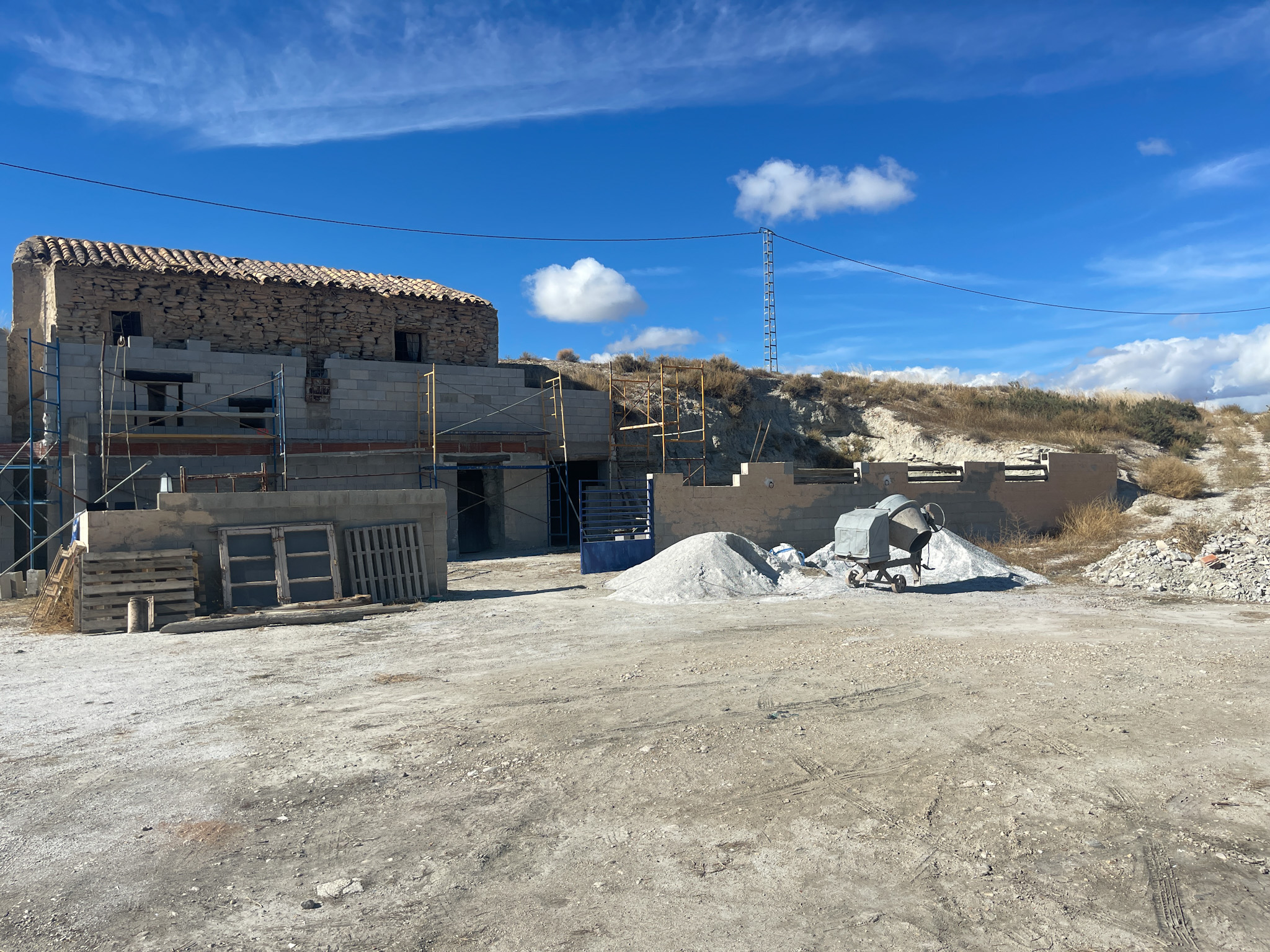 House in Benamaurel - Image 4