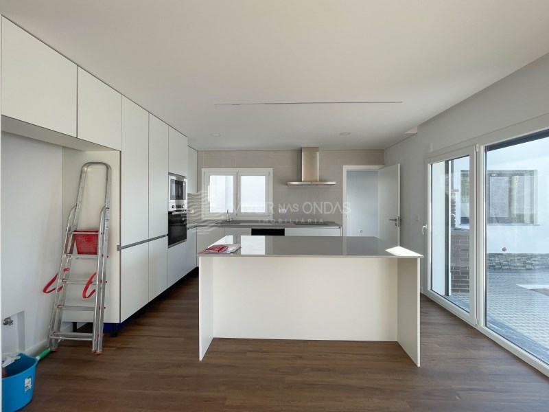 Villa in Fernao Ferro - Image 3