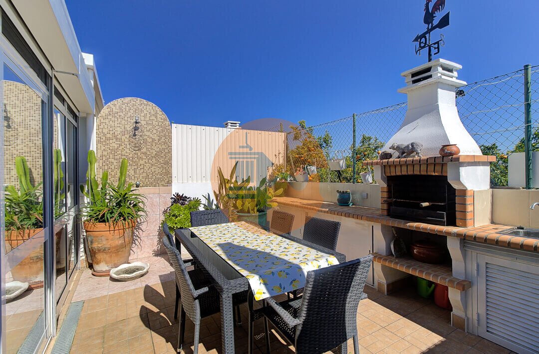 Villa in Vila Nova de Cacela - view 1