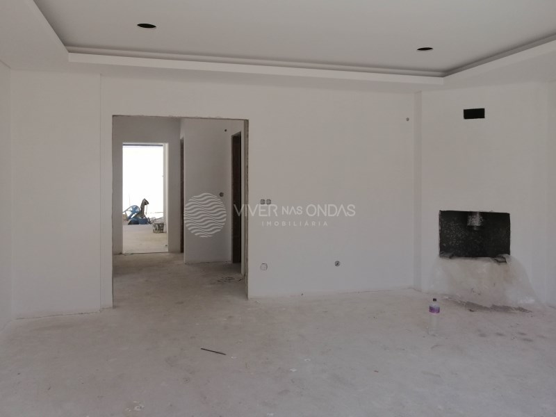 Villa in Fernao Ferro - Image 3