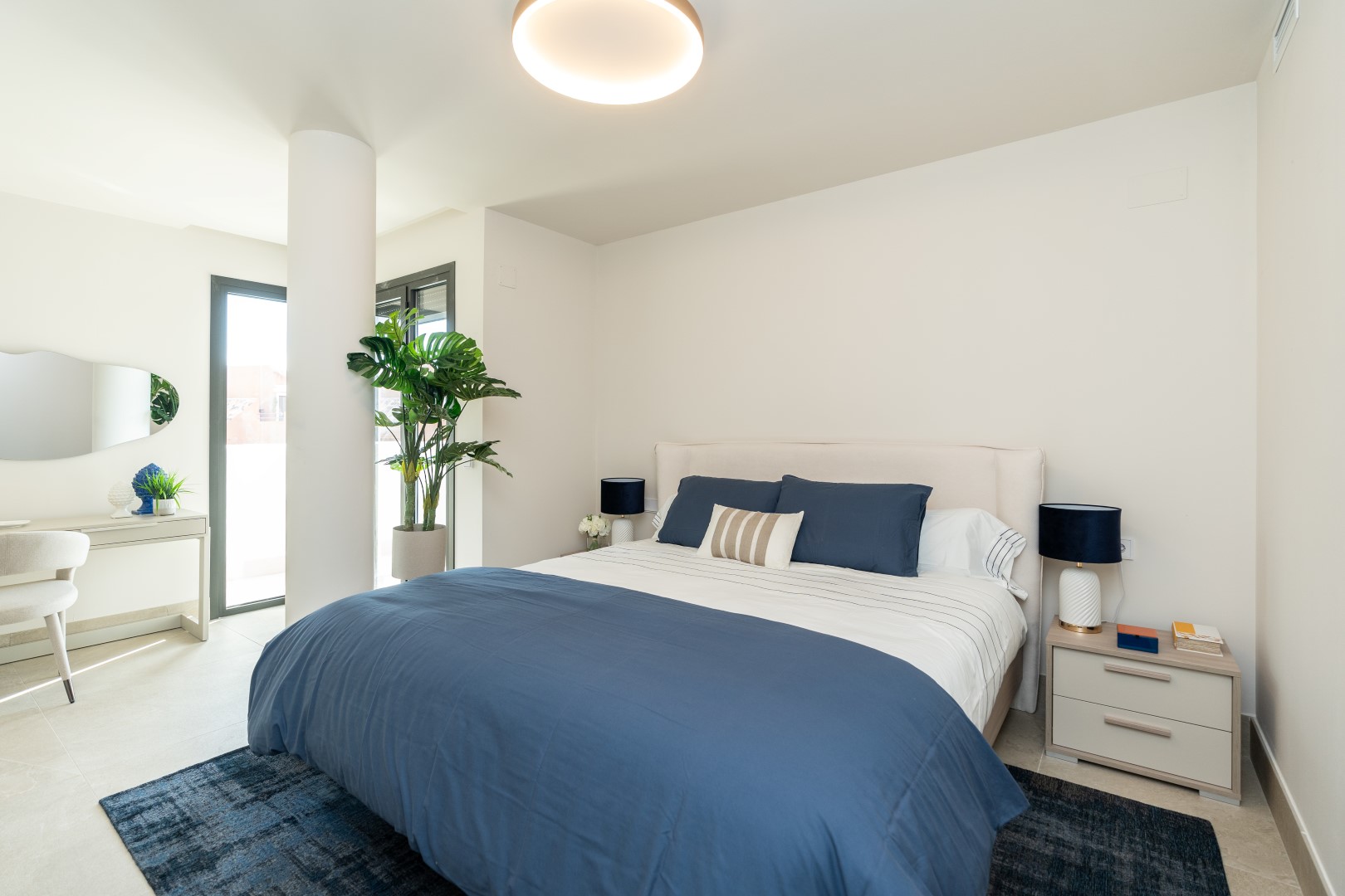Apartment in Benahavis — image 22