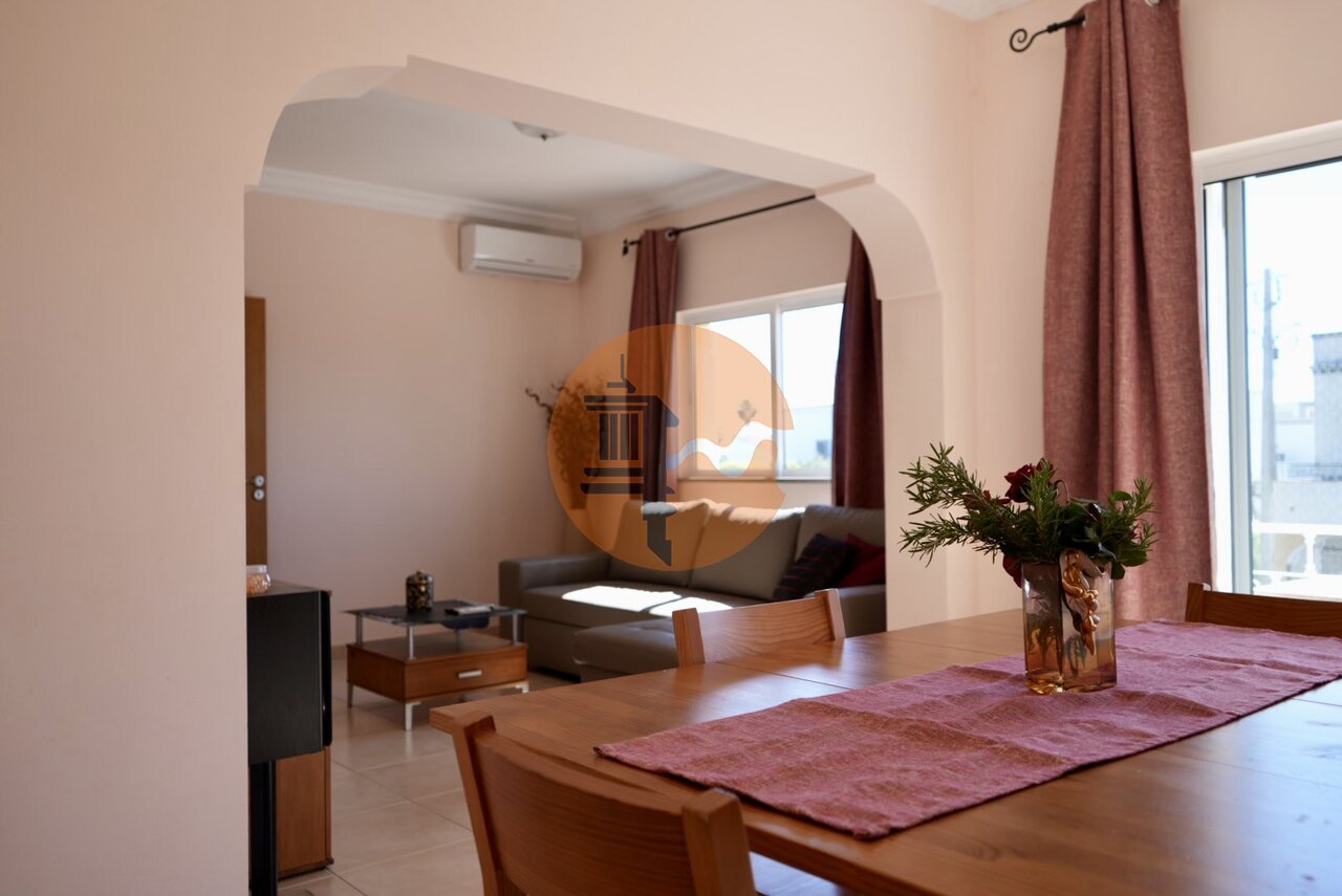 Villa in Vila Nova de Cacela - Image 3