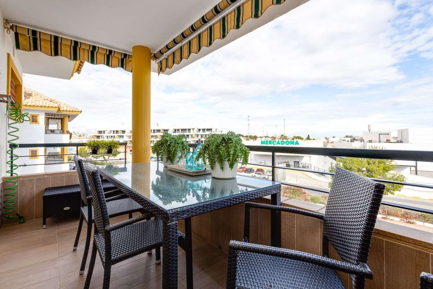 Penthouse in Villamartin - view 1