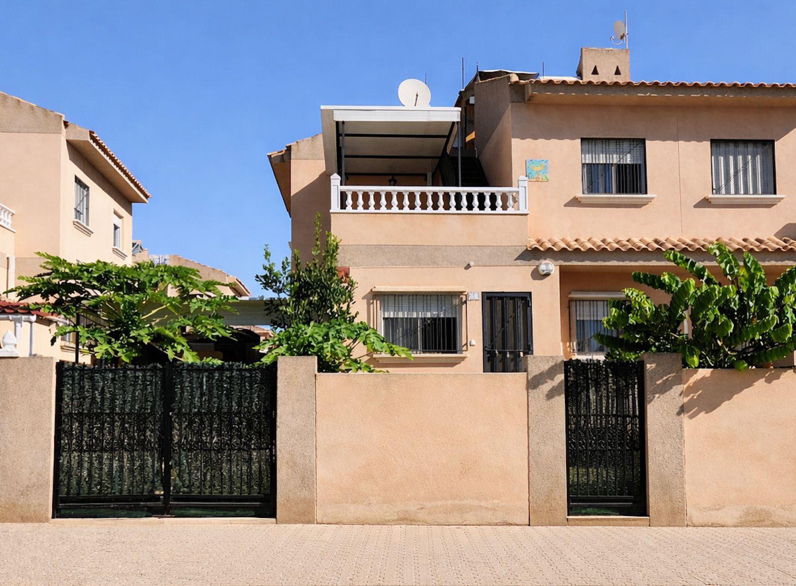 Villa in Playa Flamenca - view 1