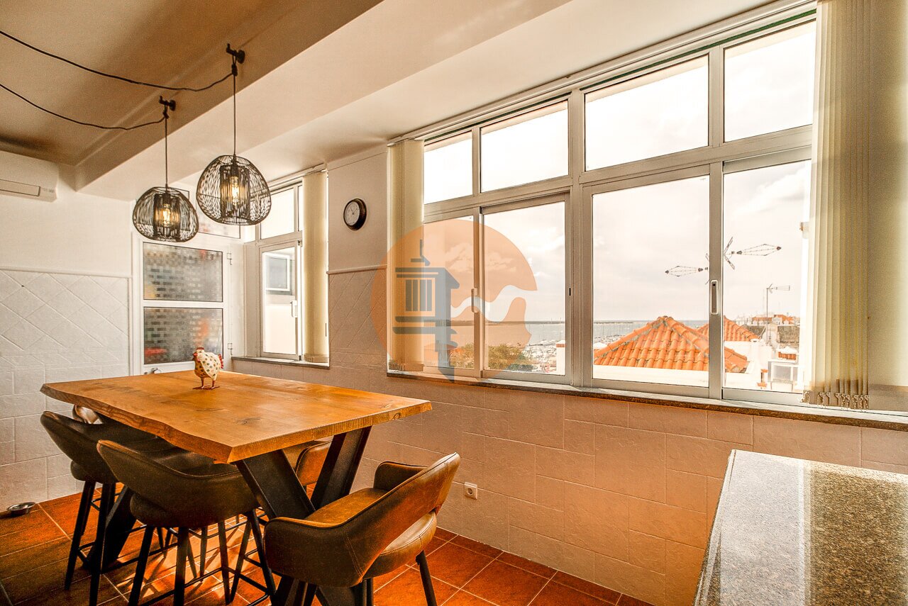 Apartment in Vila Real de Santo Antonio - Image 2