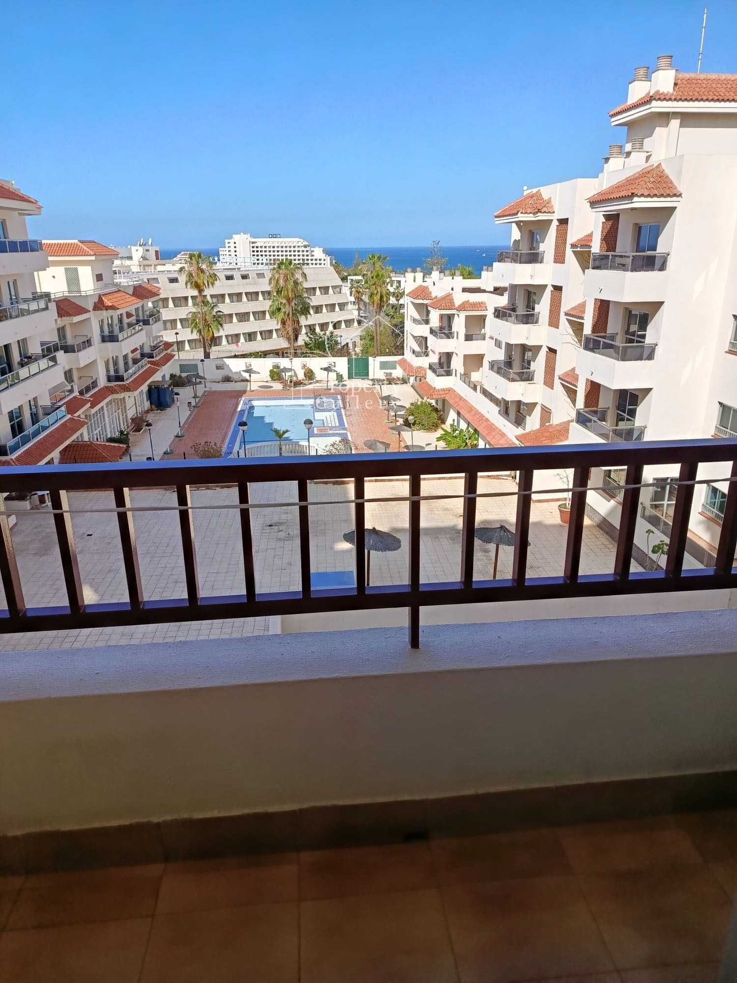 Apartment in Playa de las Americas - view 1
