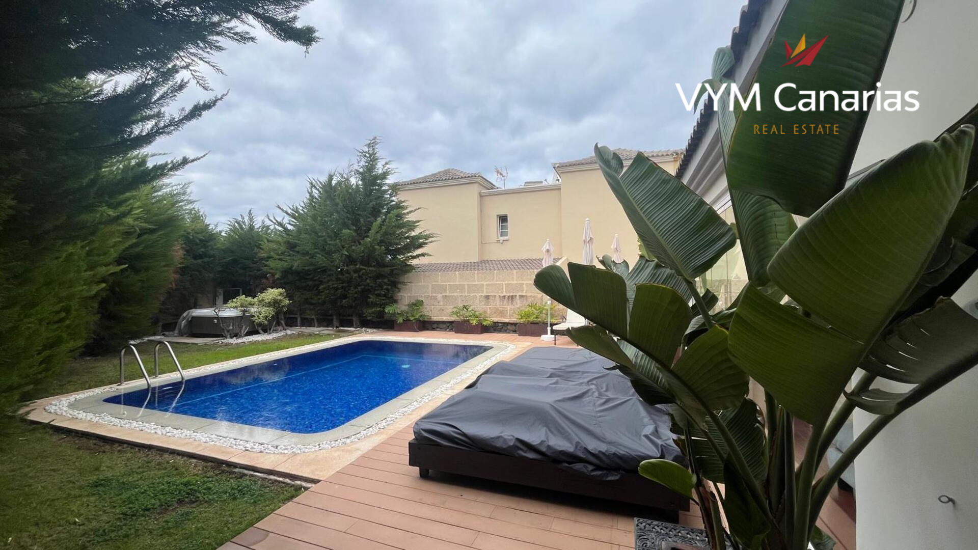 Villa in Playa de Fanabe - Image 2
