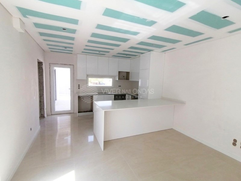Villa in Fernao Ferro - Image 3