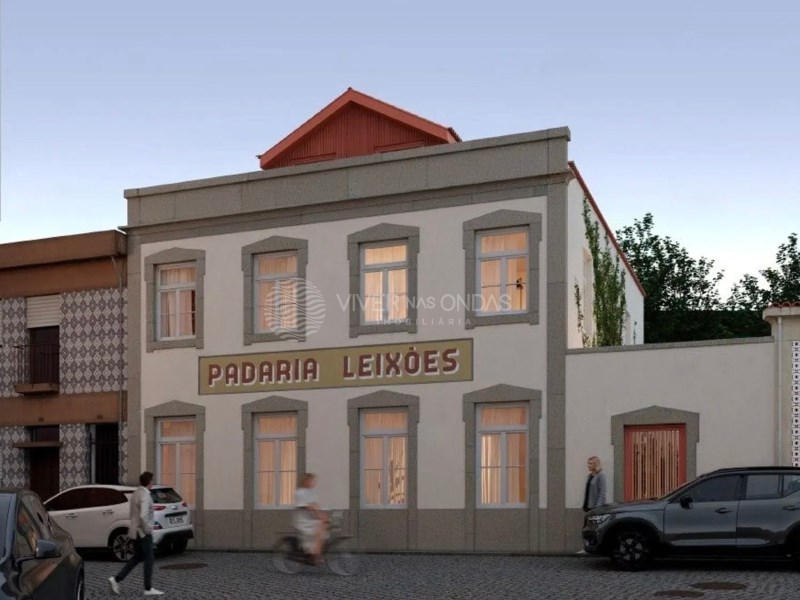 House in Leca da Palmeira - view 1